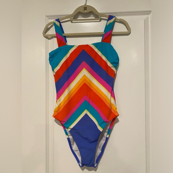 Trina Turk Other - Trina Turk one piece bathingsuit